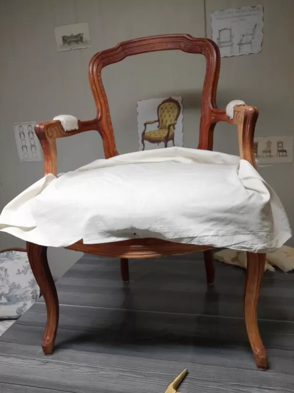 Rénovation de fauteuils, Corte, Les petits fauteuils