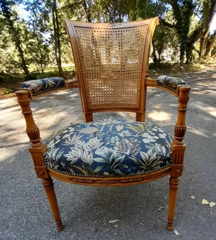 Rénovation de fauteuils, Corte, Les petits fauteuils