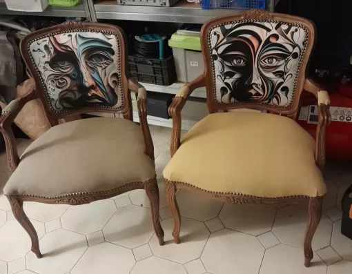 Vente de 2 fauteuils style Louis XV refaits entièrement à neuf, pièces uniques sur Corte, Corte, Les petits fauteuils