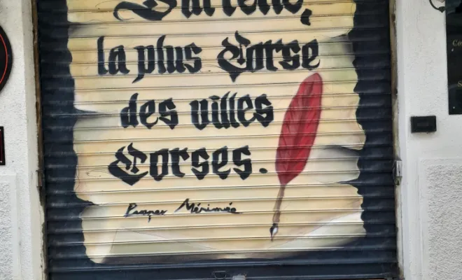  🎄 La magie de Noël au marché de Sartène, Prunelli-di-Fiumorbo, Les petits fauteuils